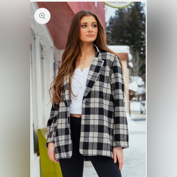 Fornia Jackets & Blazers - Like New Forina Brushed Tweed Shazer